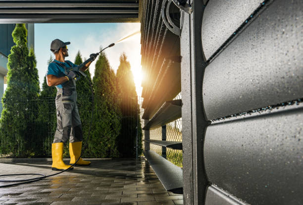 Best Deck Cleaning Services  in Sewaren, NJ